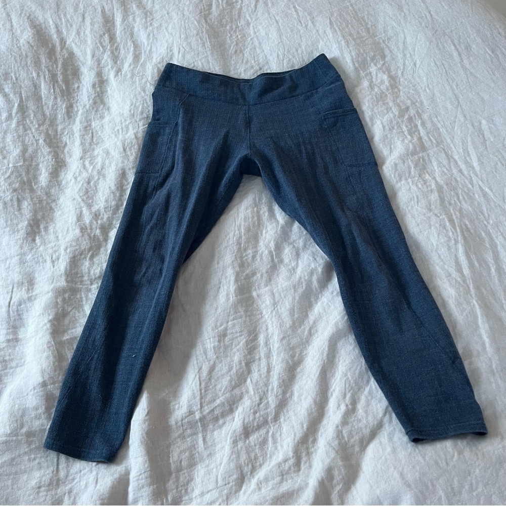 Pact Leggings in Hereingbone Blue